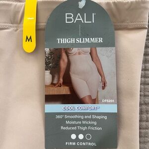 Bali Women’s Thigh Slimmer Shorts - NWT